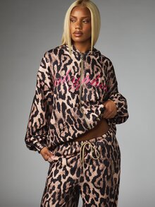 BABYPHAT هودي نسائي بسحاب بطبعة نمر ورسمة حروف عصرية - بني - مشاهدة 1