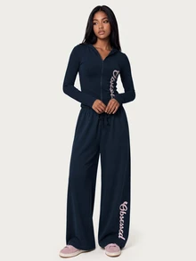MISSGUIDED TEEN Wide Leg Lounge Pants With Vertical Script Print On Hem Drawstring Elastic Waist Relaxed Fit Casual Trouser - Navy Blue - View 3