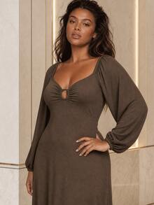 ELLERISSA Plus Size Brown V Neck Empire Waist Long Sleeve Maxi Dress - Brown - View 5