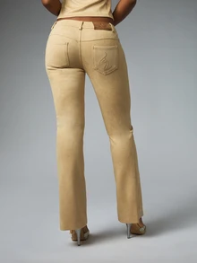 BABYPHAT Celana Bootcut Pinggang Rendah dengan Detail Logo Bordir, Saku Samping, dan Ujung Bawah Melebar, Gaya Retro Y2K. - Khaki - View 2