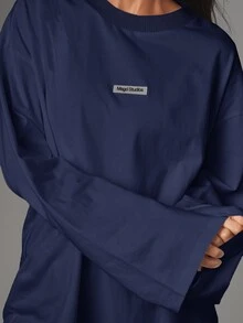 MISSGUIDED Oversized Crew Neck Long Sleeve Sweatshirt With Small Logo Patch Detail Drop Shoulder Relaxed Fit Casual Pullover Top - Navy Blue - View 5