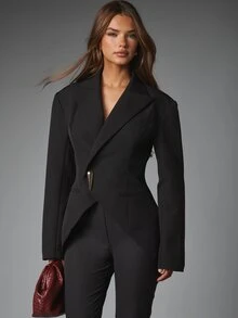 MISSGUIDED Structured Wrap Blazer With Deep V Lapel And Gold Metal Hardware Detail Tailored Waist-Defining Silhouette For Evening And Formal Occasions - Black - View 1