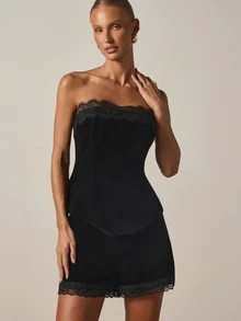 AiiRZ High Rise Lace Trim Mini Shorts With Scalloped Hem Detail Party Night Out Holiday Summer Festival Occasion - Black - View 1