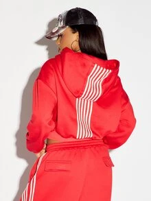 SUMWON WOMEN Cropped Full-Zip Sweatshirt With Heraldic Lion Sheild Graphic And Varsity Stripe Detail Perfect For Fall Winter Casual Streetwear - Red - View 2