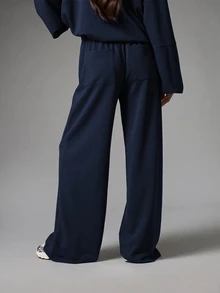 MISSGUIDED Wide Leg Jogger Trousers With Contrast Drawstring Elastic Waist Logo Patch Relaxed Fit Full Length Lounge Pants - Navy Blue - View 2