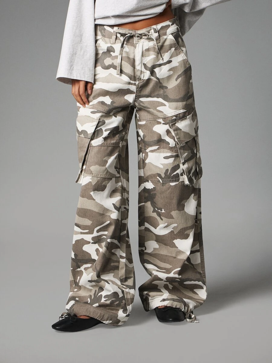 MISSGUIDED Wide Leg Camouflage Cargo Pants With Drawstring Waist Low Rise Full Length Utility Pockets Flared Hem Summer Festival Streetwear - Multicolor - View 1
