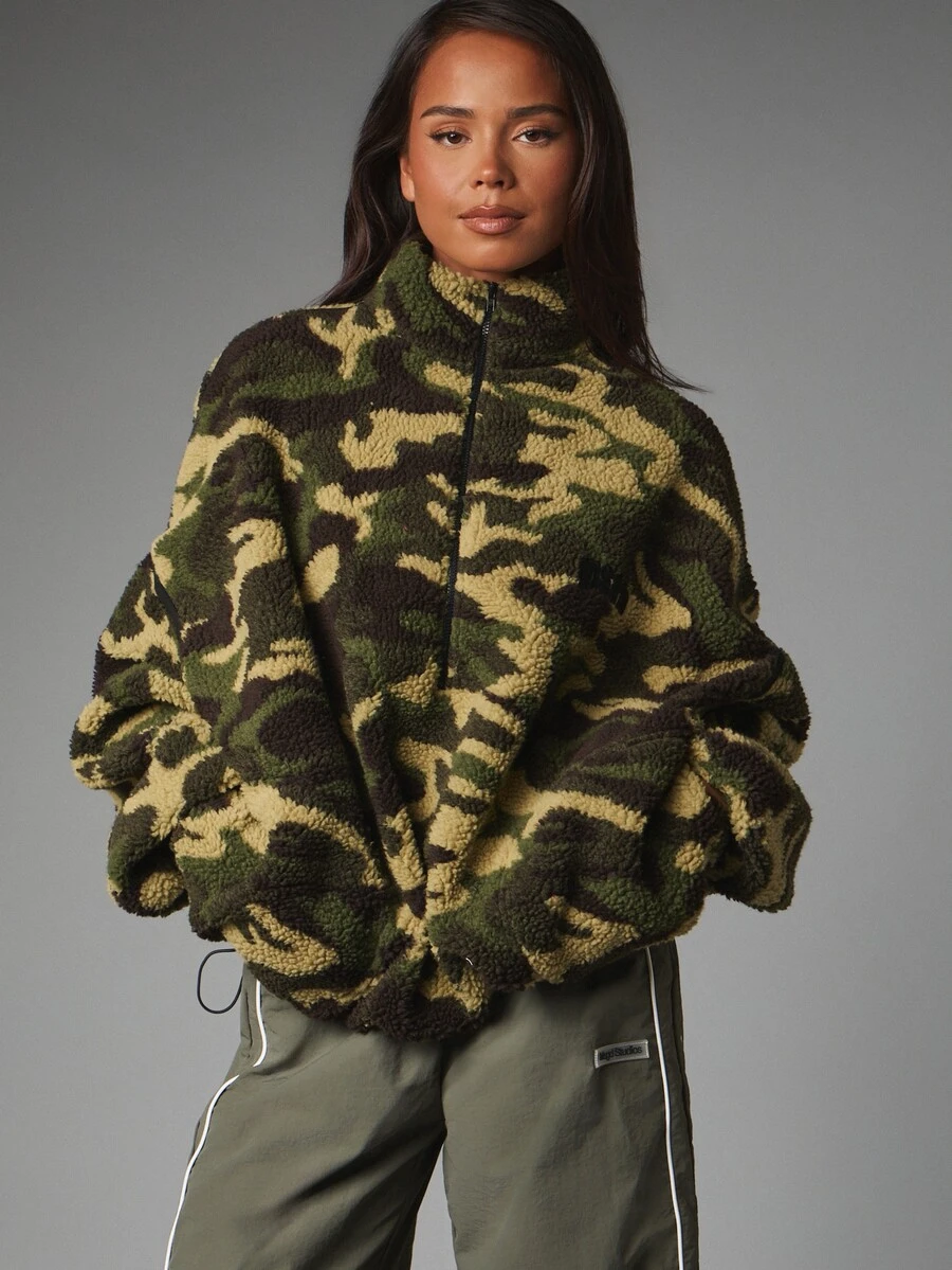 MISSGUIDED Sweatshirt Wanita Ukuran Besar Motif Kamuflase Sherpa dengan Resleting Penuh, Jaket Fleece Lembut Berkerah Tinggi, Pakaian Luar Musim Dingin dan Gugur yang Nyaman - MultiWarna - View 1