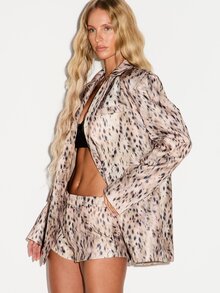 KIZN Oversized Satin Blazer With Lapel Collar Button Closure Welt Pockets Cheetah Animal Print All Over Summer Holiday Party Jacket - Multicolor - View 4