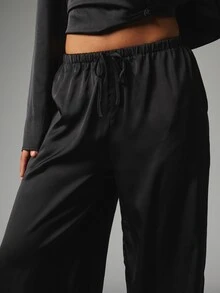 MISSGUIDED Satin Wide Leg Casual Pants With Elastic Drawstring Waist And Side Pockets Full Length Flowy Palazzo Trousers - Black - View 3