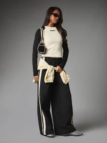 MISSGUIDED Atasan Raglan Lengan Panjang Crop dengan Blok Warna dan Kerah Tinggi dengan Detail Logo di Dada, Cocok untuk Musim Gugur dan Musim Dingin. - Hitam dan Putih - View 4