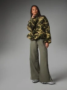 MISSGUIDED Sweatshirt Wanita Ukuran Besar Motif Kamuflase Sherpa dengan Resleting Penuh, Jaket Fleece Lembut Berkerah Tinggi, Pakaian Luar Musim Dingin dan Gugur yang Nyaman - MultiWarna - View 5