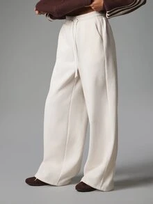 MISSGUIDED Six Wide Leg Sweatpants With Tonal Logo Applique High Rise Elastic Waist Relaxed Fit Full Length Casual Lounge Pants - White - View 4