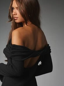 MISSGUIDED Cold Shoulder Long Sleeve Bodycon Midi Dress With Open Back Cut-Out Detail In Ribbed Knit Fabric Perfect For Evening And Party Occasions - Black - View 4
