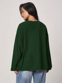 MISSGUIDED Oversized Long Sleeve Henley Top With Button Placket Relaxed Fit Drop Shoulder Casual Pullover T-Shirt Fall Winter Essential - Green - View 2