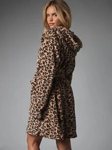 MISSGUIDED رداء حمام قصير من الفليس بطبعة نمر مع بطانية رأس وحزام وجيوب، ملابس منزلية شتوية دافئة وناعمة - بني - مشاهدة 4