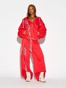SUMWON WOMEN Celana Jogging Fleece Kaki Lebar dengan Cetakan Tulisan Kaligrafi Besar di Kaki dan Tali Serut di Pinggang, Pakaian Santai untuk Liburan dan Halloween - Merah - View 4