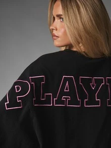 Missguided x Playboy Oversized Crop T-Shirt With Bold Embroidered Back Logo Lettering Boxy Fit Drop Shoulder Crew Neck Summer Festival Style Top - Black - View 3