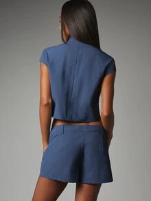 MISSGUIDED Classic Mid-Rise Tailored Short With Button Closure Side Pockets And Clean Hem Perfect For Summer Casual Everyday Wear - Navy Blue - View 3
