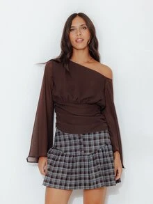 Pimkie Edition Atasan Wanita Kasual Warna Polos dengan Leher Asimetris dan Lengan Lonceng - Coffee Brown - View 6