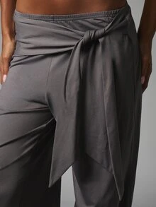 MISSGUIDED Boxy Crop T-Shirt And Wide Leg Tie-Waist Palazzo Pants Co-Ord Set Matching Two Pieces Lounge Outfit - Grey - View 4