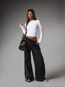 MISSGUIDED Lace Trim Crop Long Sleeve T-Shirt With Crew Neck And Fitted Silhouette Scallop Hem Detail - White - View 3