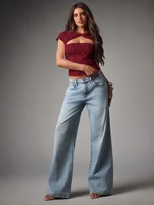 MISSGUIDED Spetsig crop top med twist-urringning och korta ärmar - figursydd blomspets topp för fest och utekväll - Bourgogne - Visa 3