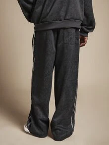 SUMWON Men Sweatpants - Black - View 2