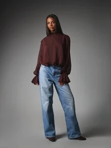 MISSGUIDED ملابس علوية شيفون أنيقة بياقة عالية مع أكمام بالون فضفاضة وأساور مكشكشة متعددة الطبقات وإغلاق بأزرار من الخلف، توب للحفلات لفصلي الخريف والشتاء - شوكولاته بني - مشاهدة 4