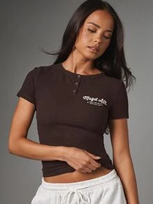 MISSGUIDED Ath Script Logo Henley Neck Crop Top With Button Detail And Short Sleeves - Casual Everyday Essential - Brown - View 1