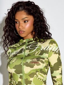 SUMWON X PAUL FRANK SUMWON WOMEN Monkey Rhinestone Camo Print Long Sleeve Zip Front High Neck Fitted Top With Script Logo - Multicolor - View 4