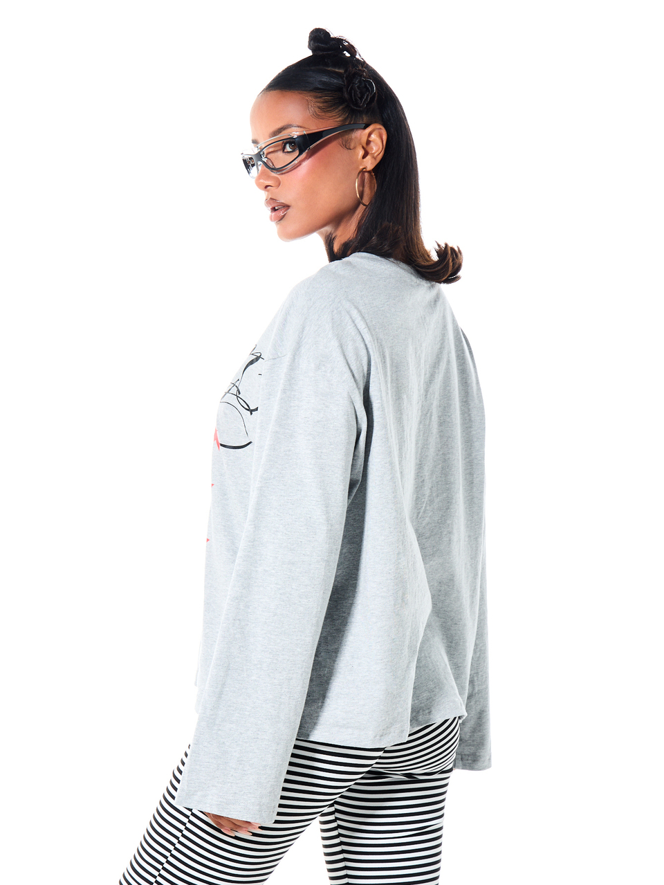 SUMWON Oversized Long Sleeve Tee With Script Graphic And Stars