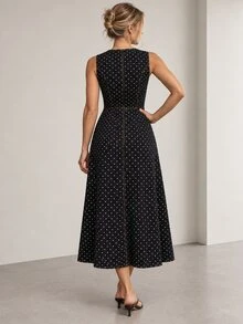 ELLERISSA Gaun Midi Denim Polkadot Hitam Tanpa Lengan Kancing Depan Model A-Line - Hitam - View 2