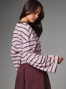 MISSGUIDED Striped Crop Long Sleeve Top With Bell Flare Cuffs, Crew Neck, Retro Logo Badge, Fitted Cropped Hem, Fall Winter Essential - Pink - View 2