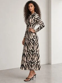 ELLERISSA Gaun Midi Jersey Lengan Panjang Kerah Polo Motif Zebra - MultiWarna - View 4