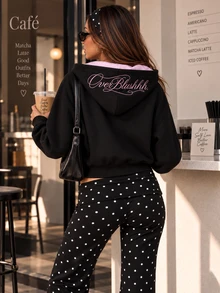 OverBlushhh Sweatshirt Wanita Hitam Ukuran Besar dengan Resleting, Logo Bordir Merah Muda, Lapisan Tudung Merah Muda Kontras, Bahu Longgar, Saku Kanguru, Manset Bergaris, Kasual, Musim Gugur - Hitam - View 2