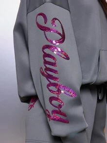 Missguided x Playboy 大廓型短版連帽衛衣，幻彩亮片字母袖印花，前中口袋抽繩帽，舒適休閒冬季必備 - 黑色 - 查看 3