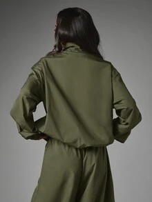 MISSGUIDED Oversized Cropped Windbreaker Jacket With Mock Neck Elasticated Hem And Cuffs Drawstring Detail Fall Winter Essential - Army Green - View 2
