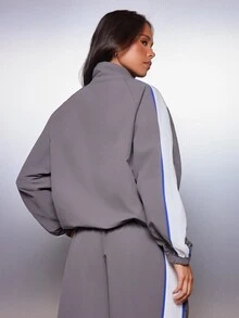 MISSGUIDED Oversized Windbreaker Jacket With Stand Collar Full Zip Closure White Contrast Stripe Panels And Royal Blue Piping Detail - Multicolor - View 2