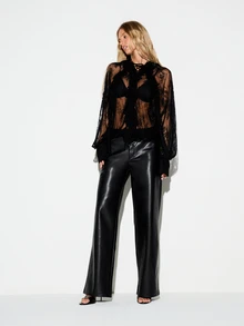 KIZN Blus Lengan Lonceng Berenda Bunga Transparan dengan Hiasan Ruffle, Kerah Tinggi, Detail Tali Pengikat, Atasan Pesta Malam yang Elegan - Hitam - View 3
