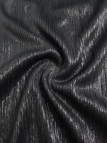 ELLERISSA Atasan Halter Lurex Hitam dengan Hem Asimetris Berlapis dan Lubang Kunci - Hitam - View 6