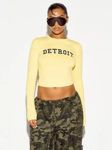 SUMWON Detroit City Name Varsity Text Chest Print Crew Neck Long Sleeve Fitted Crop Top Spring Summer Casual Streetwear - Yellow - View 3