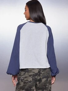 MISSGUIDED Raglan Long Sleeve Crop Top With Contrast Navy Sleeves Elastic Cuffs Crew Neck Color Block Casual Everyday Tee Fall Winter - Multicolor - View 4