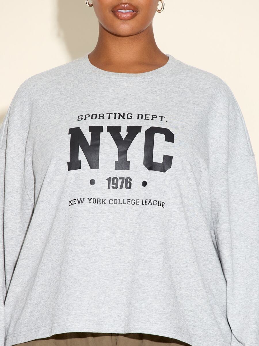 FASHION SZN PLUS SIZE GRAPHIC NYC Plus Size LOOPBACK TOP