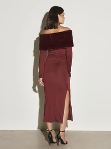 KSTM Off-Shoulder Faux Fur Trim Bodycon Midi Dress With Long Sleeves And Side Slit Evening Party Style - Burgundy - View 2