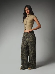 MISSGUIDED Cropped Button-Front High Neck Cap Sleeve Fitted Blouse With Seam Detail Structured Silhouette Casual Everyday Top - Khaki - View 3