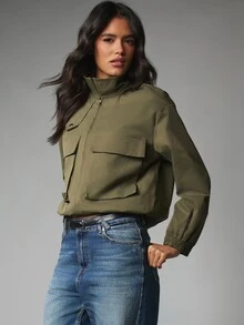 MISSGUIDED جاكيت قصير عملي مع إغلاق بسحاب كامل، مقاس فضفاض، جيوب مزدوجة، وأكمام مطاطية، ملابس خارجية كاجوال للاستخدام اليومي - أخضر عسكري - مشاهدة 4