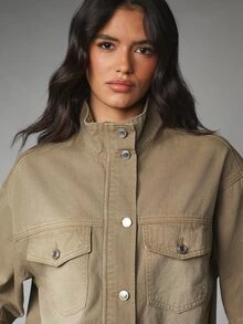 MISSGUIDED Boxy Fit Oversized Crop Utility Shirt With High Neck Chest Pockets And Snap Button Closure In Woven Fabric - Khaki - View 4
