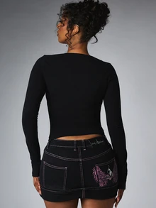 BABYPHAT By Kimora Lee Simmons Long Sleeve Crop Top With Notch Neckline And Script Logo Chest Print Slim Fit Everyday Streetwear - Black - View 2