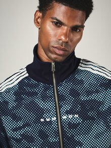 SUMWON Men Halftone Dot Print Full Zip Track Jacket With Contrast Stripe Sleeves Mandarin Collar And Ribbed Hem - Navy Blue - View 5