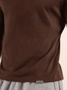 SUMWON Classic Crew Neck Short Sleeve T-Shirt In Smooth Cotton Jersey With Slim Fit Silhouette And Minimal Branding Tab - Chocolate Brown - View 5